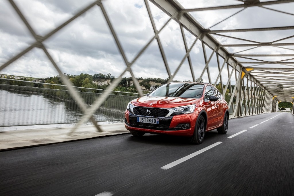 160510_ds4_crossback3